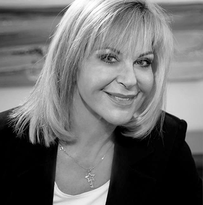 Ξένια Κούρτογλου Ξένια Κούρτογλου